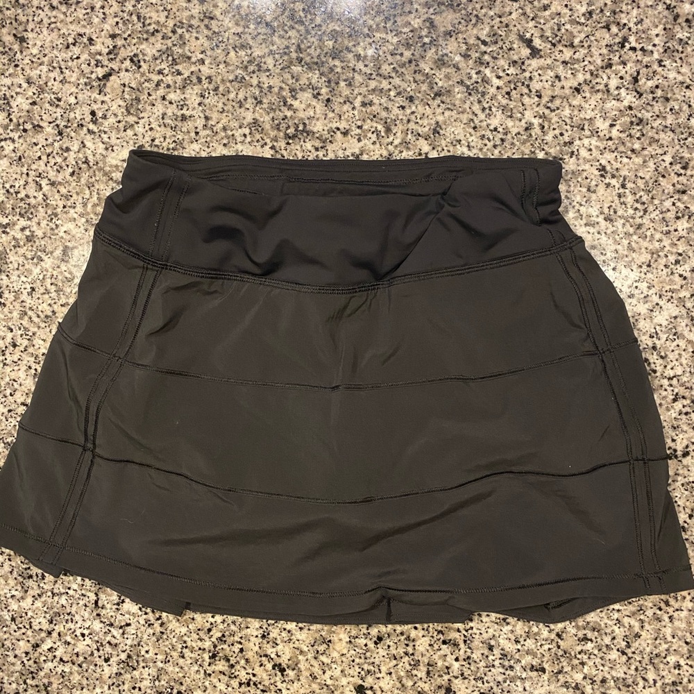 Lululemon pace rival mid rise skirt